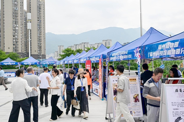 2025年福州市科技活動周主會場活動在福州科技館啟動 2025年福州市科技活動周主會場活動在福州科技館啟動